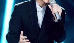 李健酒瓶爆料视频播放,揭秘娱乐圈幕后故事